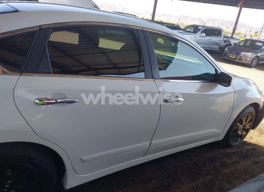 Photo 13 of 2016 Nissan Altima 2.5 S (VIN 1N4AL3AP3GN345468)