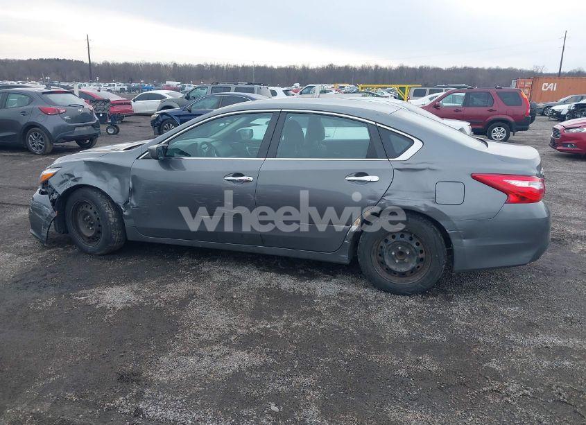 Photo 14 of 2016 Nissan Altima 2.5/2.5 S/2.5 SL/2.5 SR/2.5 SV (VIN 1N4AL3AP3GN345874)