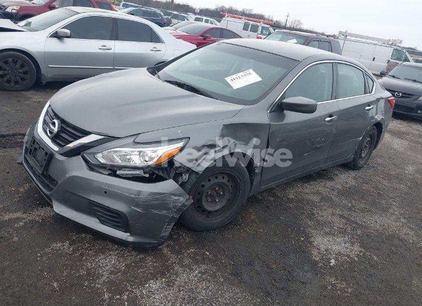 Photo 2 of 2016 Nissan Altima 2.5/2.5 S/2.5 SL/2.5 SR/2.5 SV (VIN 1N4AL3AP3GN345874)