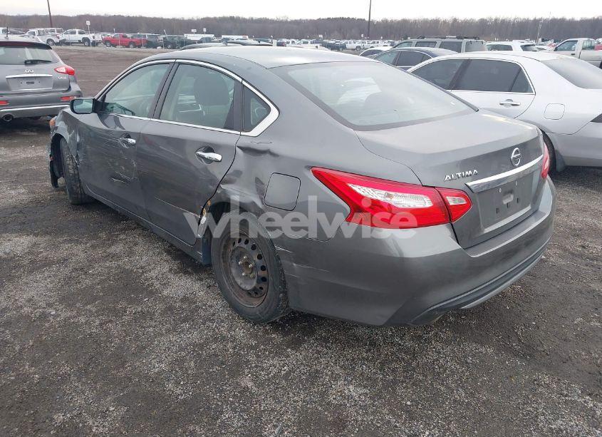 Photo 3 of 2016 Nissan Altima 2.5/2.5 S/2.5 SL/2.5 SR/2.5 SV (VIN 1N4AL3AP3GN345874)