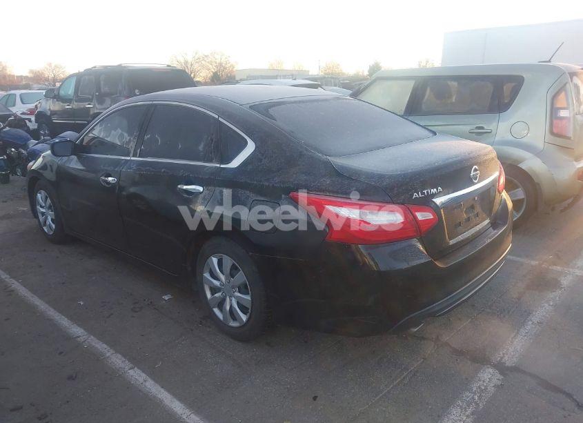 Photo 14 of 2016 Nissan Altima 2.5/2.5 S/2.5 SL/2.5 SR/2.5 SV (VIN 1N4AL3AP3GN367812)