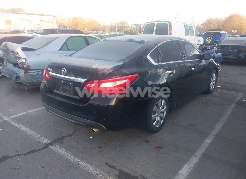 Photo 4 of 2016 Nissan Altima 2.5/2.5 S/2.5 SL/2.5 SR/2.5 SV (VIN 1N4AL3AP3GN367812)