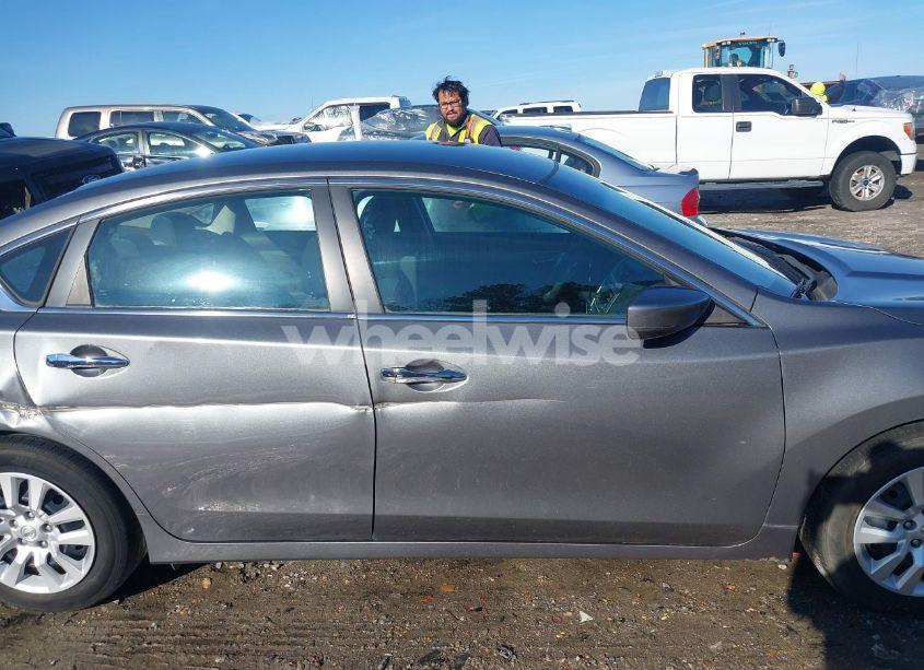 Photo 13 of 2016 Nissan Altima 2.5 S (VIN 1N4AL3AP3GN381788)