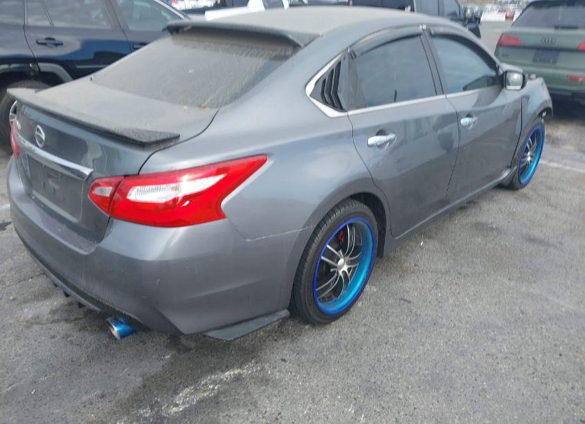 Photo 4 of 2016 Nissan Altima 2.5 S (VIN 1N4AL3AP3GN386974)