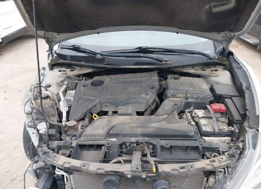 Photo 10 of 2017 Nissan Altima 2.5/2.5 S/2.5 SL/2.5 SR/2.5 SV (VIN 1N4AL3AP3HC115829)