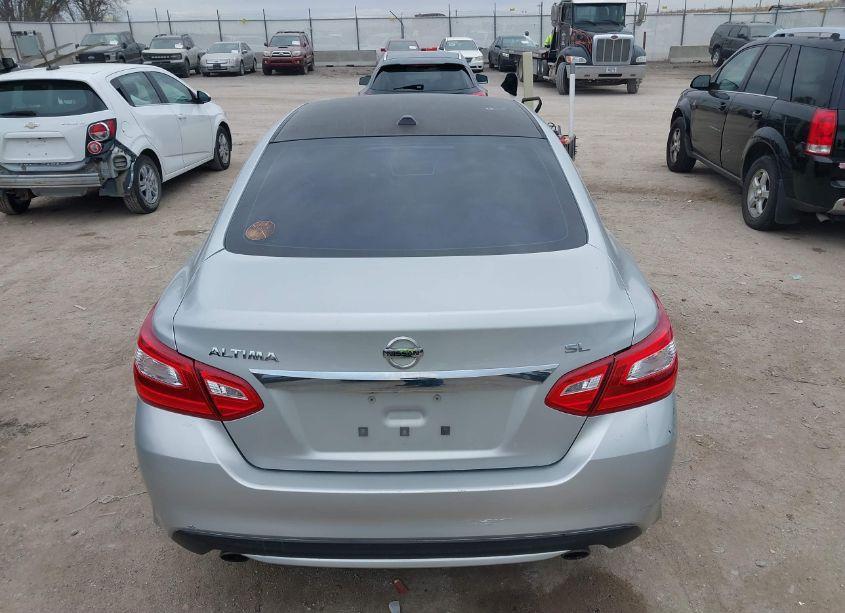 Photo 17 of 2017 Nissan Altima 2.5/2.5 S/2.5 SL/2.5 SR/2.5 SV (VIN 1N4AL3AP3HC115829)