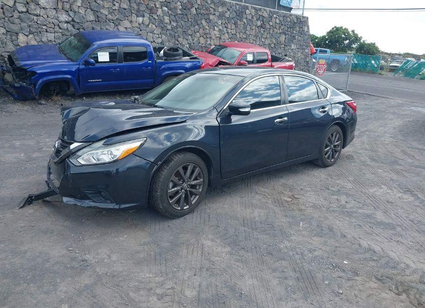 Photo 2 of 2017 Nissan Altima 2.5/2.5 S/2.5 SL/2.5 SR/2.5 SV (VIN 1N4AL3AP3HC122554)