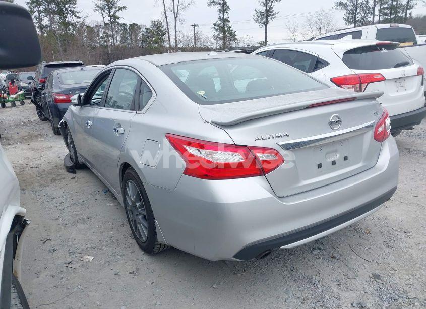 Photo 14 of 2017 Nissan Altima 2.5 SL (VIN 1N4AL3AP3HC128256)