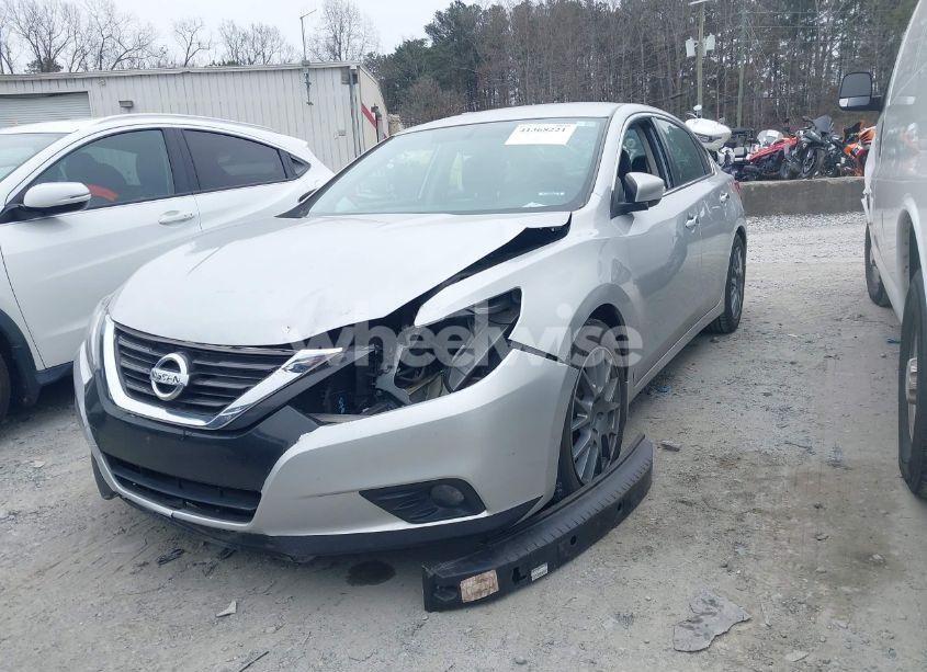 Photo 2 of 2017 Nissan Altima 2.5 SL (VIN 1N4AL3AP3HC128256)