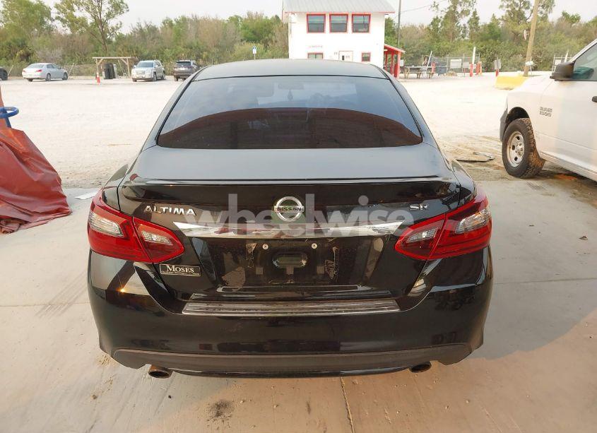 Photo 16 of 2017 Nissan Altima 2.5 SR (VIN 1N4AL3AP3HC130993)