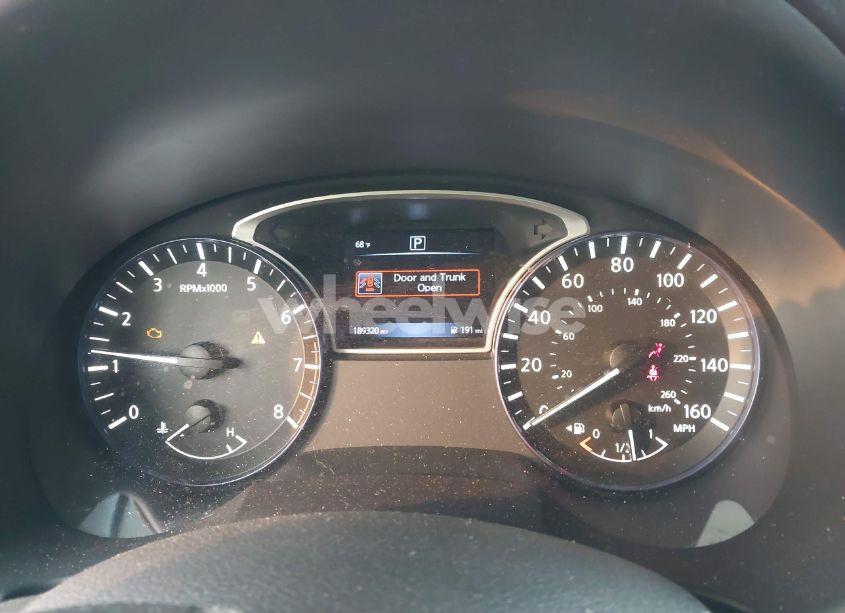 Photo 7 of 2017 Nissan Altima 2.5 SR (VIN 1N4AL3AP3HC130993)