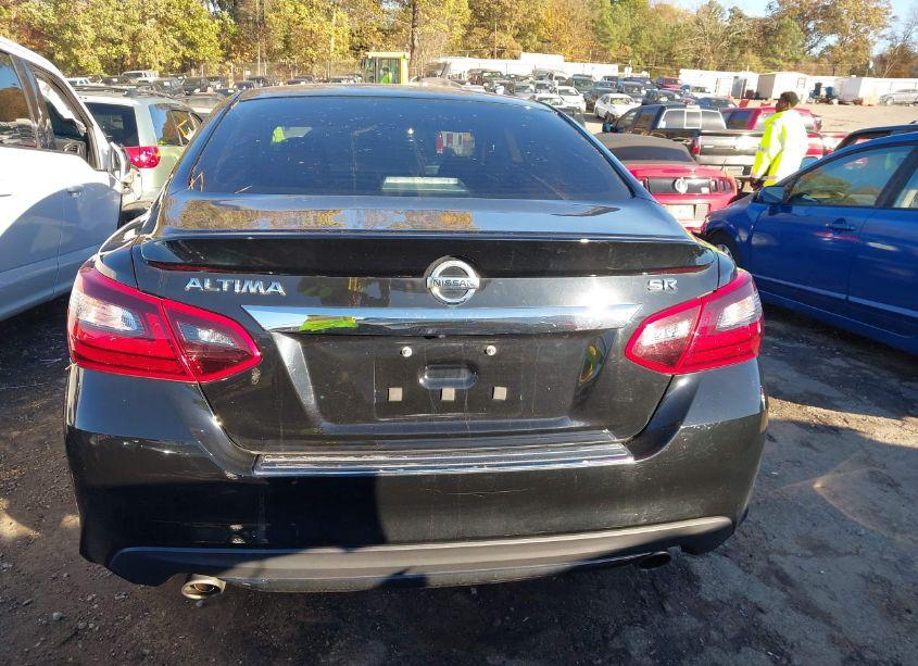 Photo 16 of 2017 Nissan Altima 2.5 SR (VIN 1N4AL3AP3HC131044)