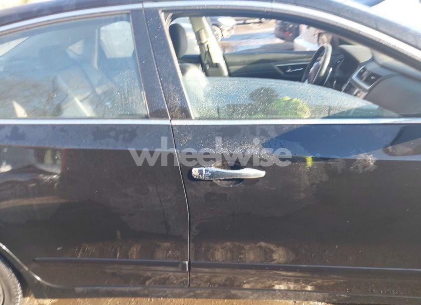 Photo 13 of 2017 Nissan Altima 2.5 SR (VIN 1N4AL3AP3HC143579)