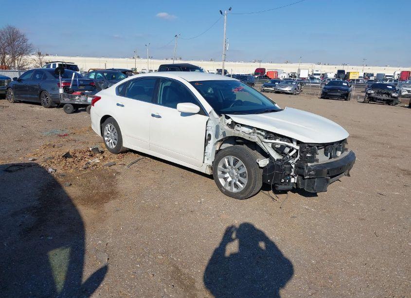 2017 Nissan Altima 2.5 S (VIN 1N4AL3AP3HC146336) main photo
