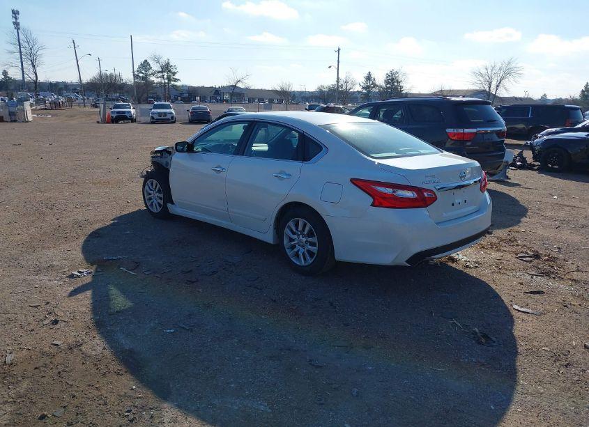 Photo 3 of 2017 Nissan Altima 2.5 S (VIN 1N4AL3AP3HC146336)