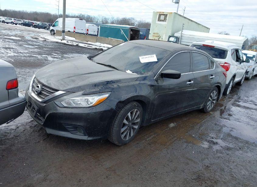 Photo 2 of 2017 Nissan Altima 2.5/S/SV/SL/SR (VIN 1N4AL3AP3HC155442)