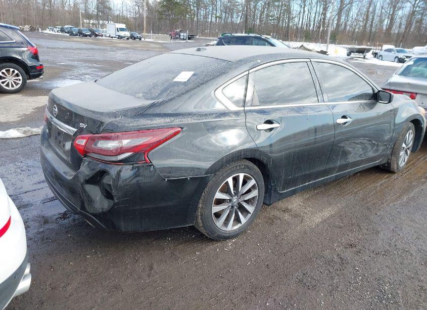 Photo 4 of 2017 Nissan Altima 2.5/S/SV/SL/SR (VIN 1N4AL3AP3HC155442)