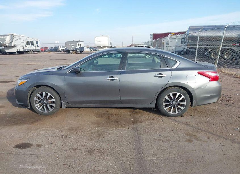 Photo 14 of 2017 Nissan Altima 2.5 SV (VIN 1N4AL3AP3HC159913)