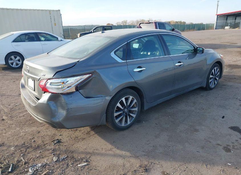 Photo 4 of 2017 Nissan Altima 2.5 SV (VIN 1N4AL3AP3HC159913)
