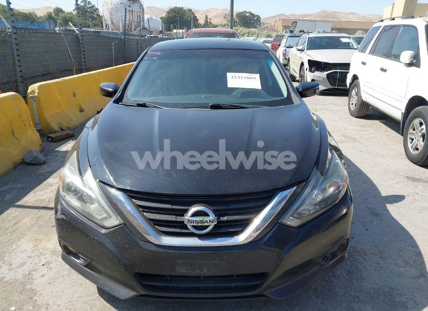 Photo 12 of 2017 Nissan Altima 2.5 SR (VIN 1N4AL3AP3HC164982)