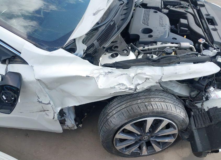 Photo 18 of 2017 Nissan Altima 2.5 SL (VIN 1N4AL3AP3HC165579)