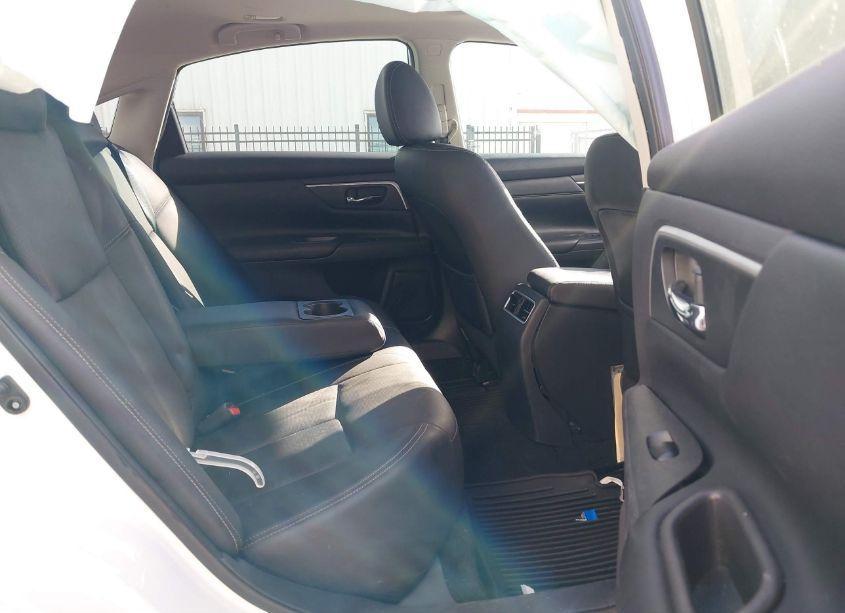 Photo 8 of 2017 Nissan Altima 2.5 SL (VIN 1N4AL3AP3HC165579)