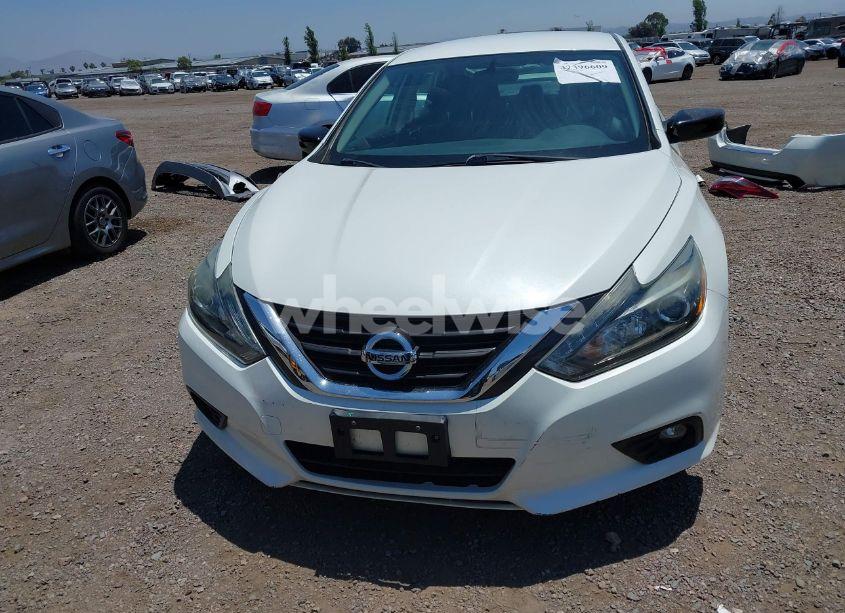 Photo 13 of 2017 Nissan Altima 2.5 SR (VIN 1N4AL3AP3HC169177)