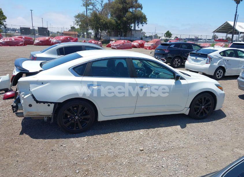 Photo 14 of 2017 Nissan Altima 2.5 SR (VIN 1N4AL3AP3HC169177)