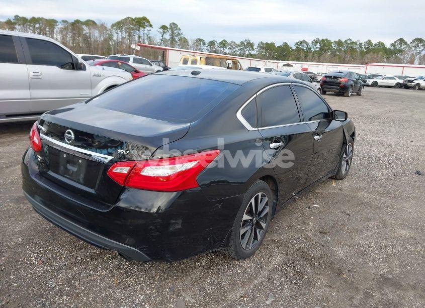 Photo 4 of 2017 Nissan Altima 2.5 SV (VIN 1N4AL3AP3HC185184)