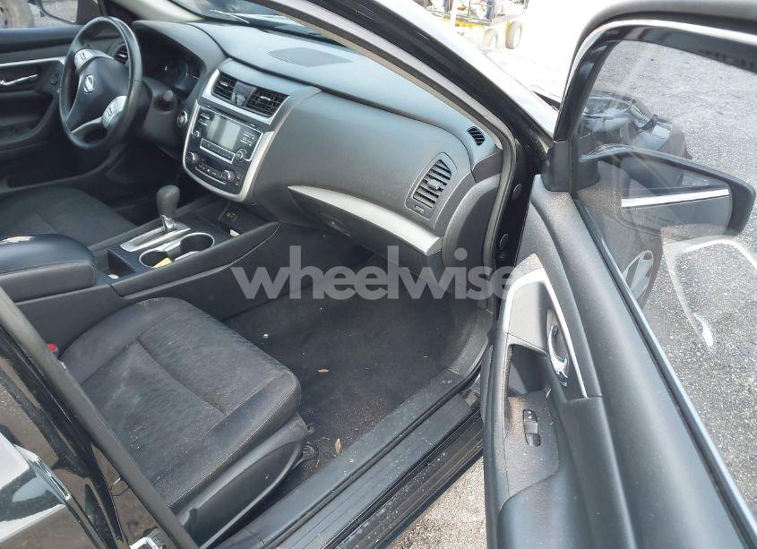 Photo 5 of 2017 Nissan Altima 2.5 SV (VIN 1N4AL3AP3HC185184)
