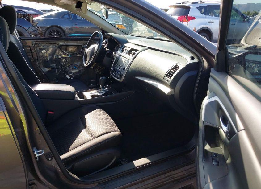 Photo 5 of 2017 Nissan Altima 2.5 SV (VIN 1N4AL3AP3HC190028)