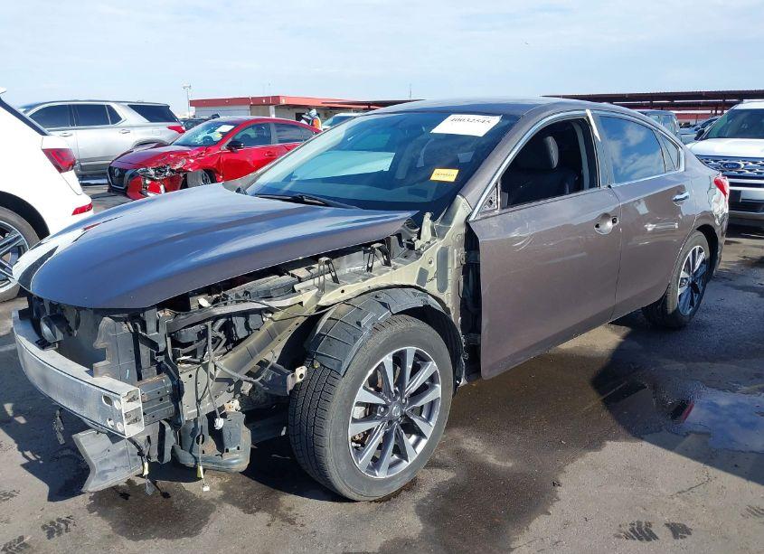 Photo 6 of 2017 Nissan Altima 2.5 SV (VIN 1N4AL3AP3HC190028)