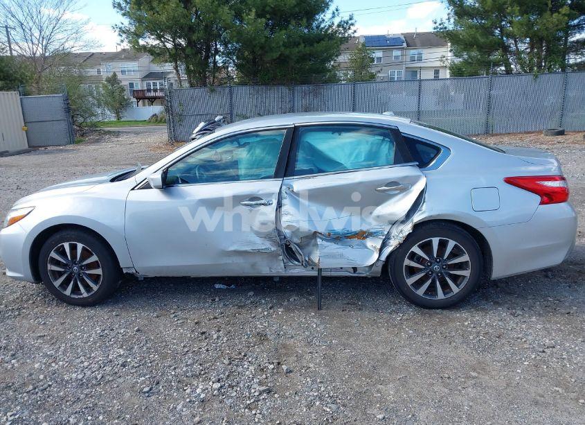 Photo 14 of 2017 Nissan Altima 2.5 SV (VIN 1N4AL3AP3HC204722)