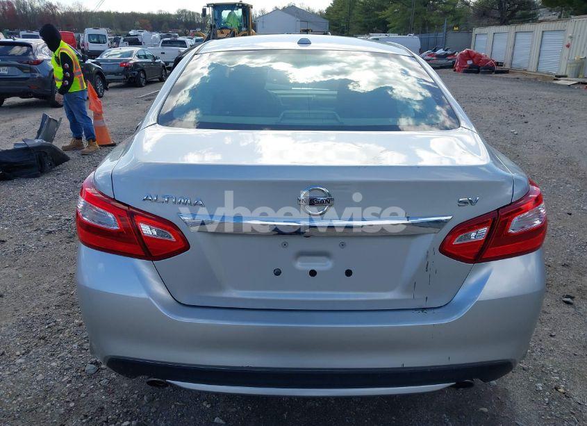 Photo 16 of 2017 Nissan Altima 2.5 SV (VIN 1N4AL3AP3HC204722)