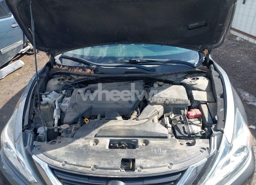Photo 10 of 2017 Nissan Altima 2.5 S (VIN 1N4AL3AP3HC207720)