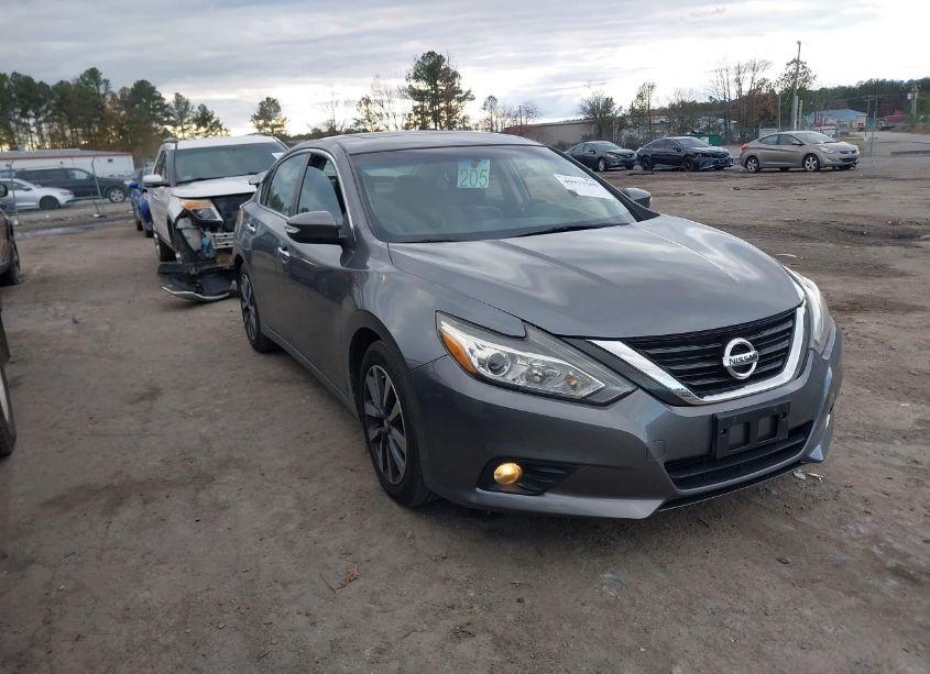 2017 Nissan Altima 2.5 SL (VIN 1N4AL3AP3HC229202) main photo