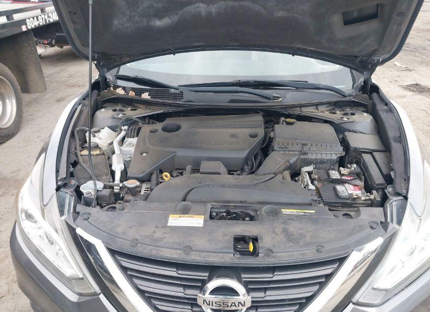 Photo 10 of 2017 Nissan Altima 2.5 SL (VIN 1N4AL3AP3HC229202)