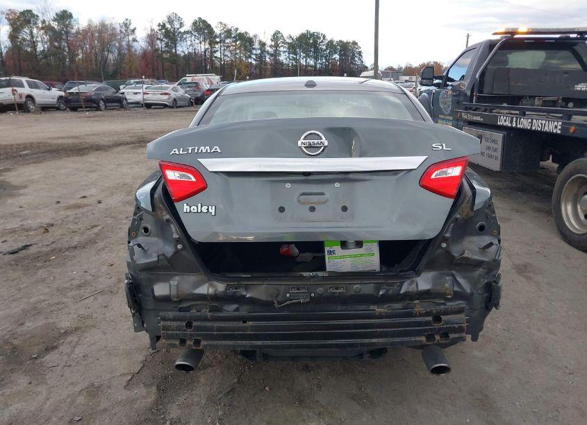 Photo 15 of 2017 Nissan Altima 2.5 SL (VIN 1N4AL3AP3HC229202)