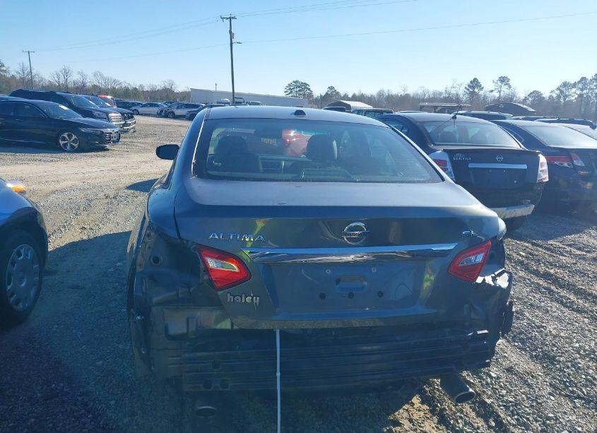 Photo 6 of 2017 Nissan Altima 2.5 SL (VIN 1N4AL3AP3HC229202)