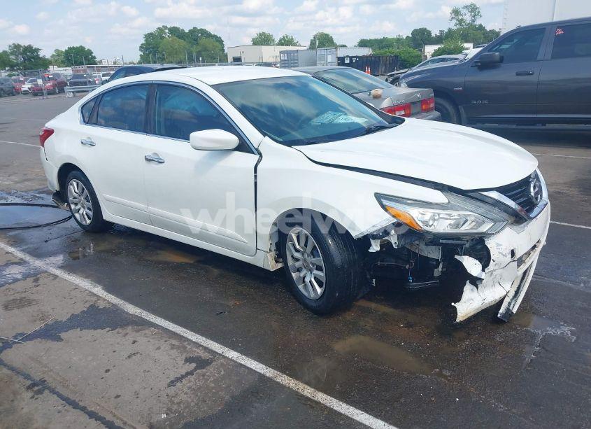 2017 Nissan Altima 2.5 S (VIN 1N4AL3AP3HC237252) main photo