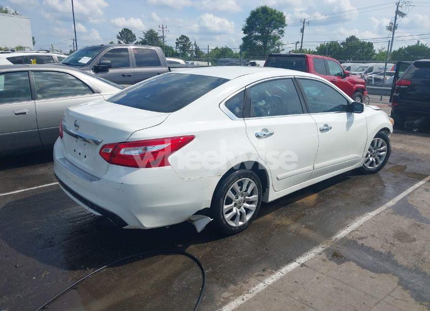 Photo 4 of 2017 Nissan Altima 2.5 S (VIN 1N4AL3AP3HC237252)