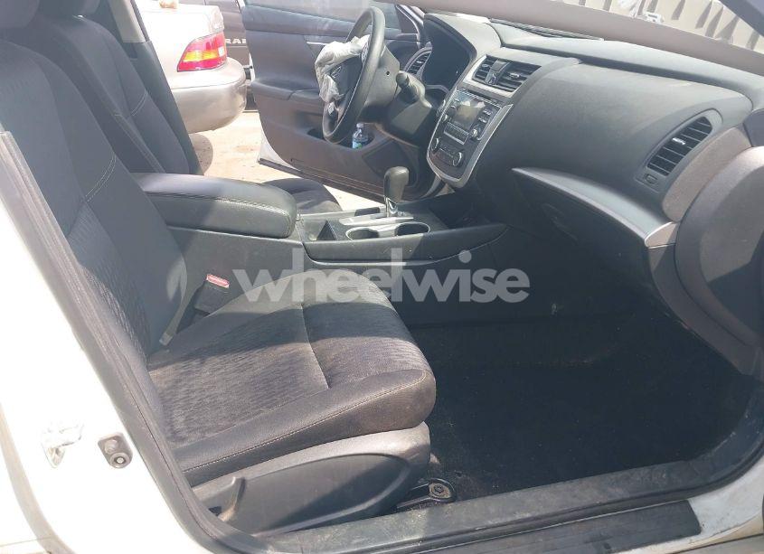 Photo 5 of 2017 Nissan Altima 2.5 S (VIN 1N4AL3AP3HC237252)