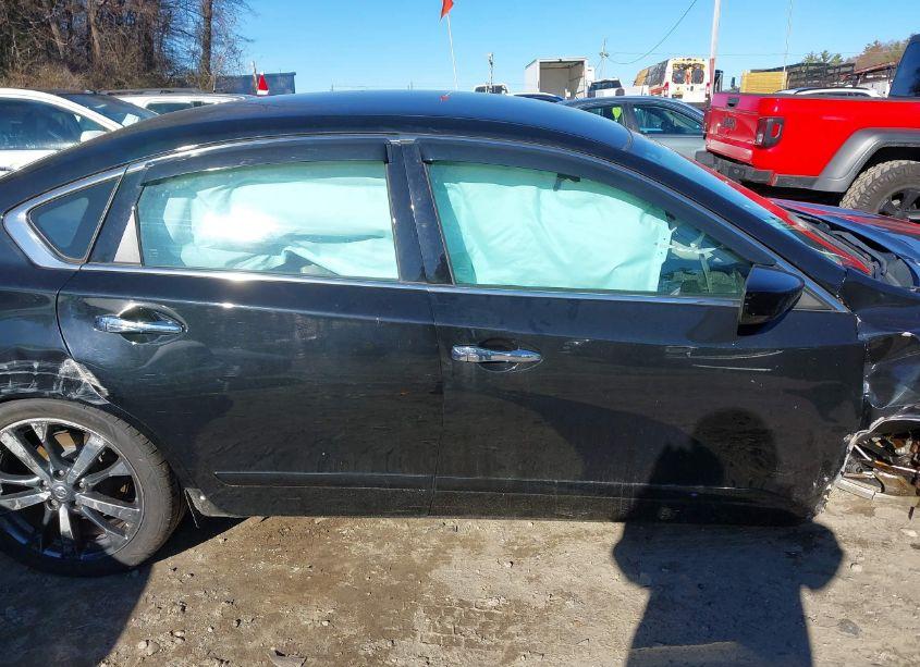 Photo 13 of 2017 Nissan Altima 2.5 SR (VIN 1N4AL3AP3HC256805)