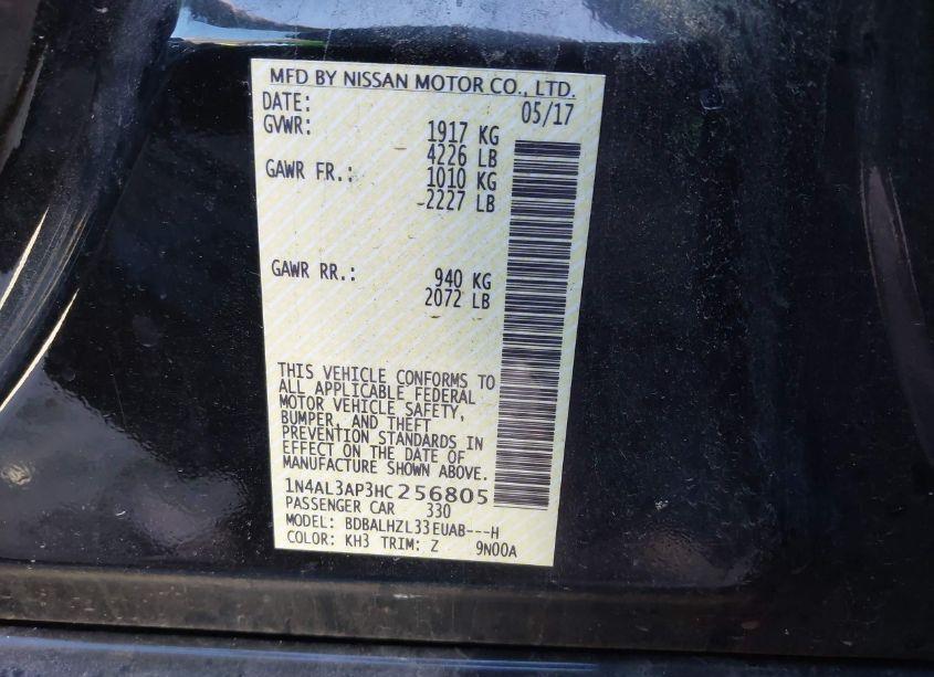 Photo 9 of 2017 Nissan Altima 2.5 SR (VIN 1N4AL3AP3HC256805)