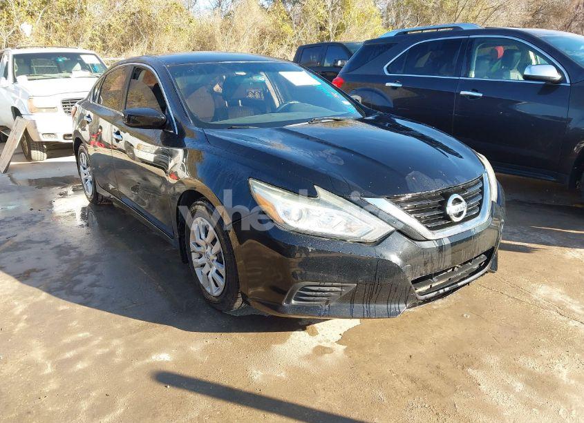2017 Nissan Altima 2.5 S (VIN 1N4AL3AP3HC257601) main photo