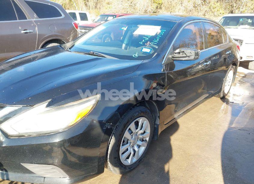 Photo 6 of 2017 Nissan Altima 2.5 S (VIN 1N4AL3AP3HC257601)