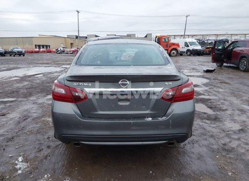 Photo 16 of 2017 Nissan Altima 2.5 SR (VIN 1N4AL3AP3HC279422)