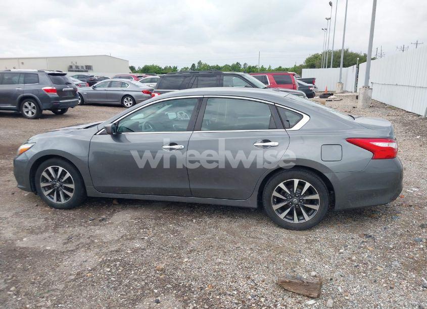 Photo 14 of 2017 Nissan Altima 2.5 SV (VIN 1N4AL3AP3HC282420)