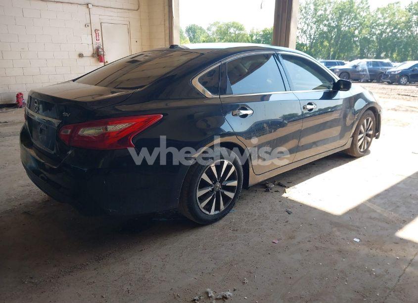 Photo 4 of 2017 Nissan Altima 2.5 SV (VIN 1N4AL3AP3HC283714)