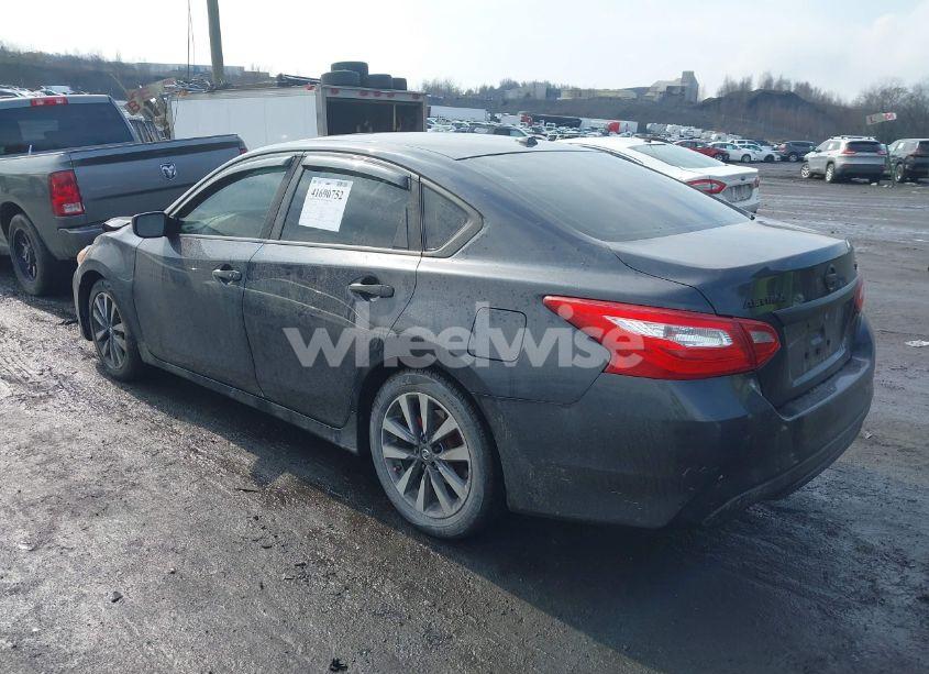 Photo 3 of 2017 Nissan Altima 2.5 SV (VIN 1N4AL3AP3HC285995)